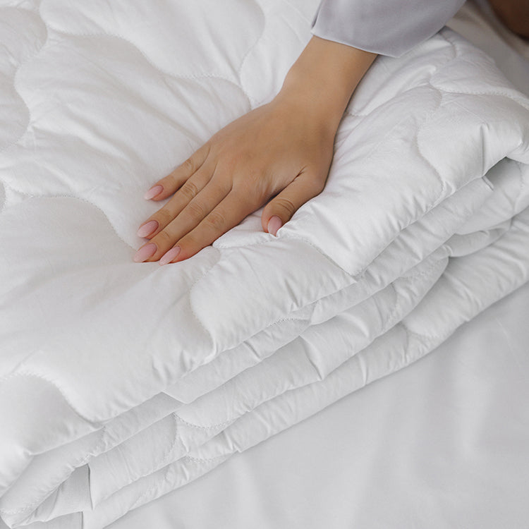 Down Alternative Comforter