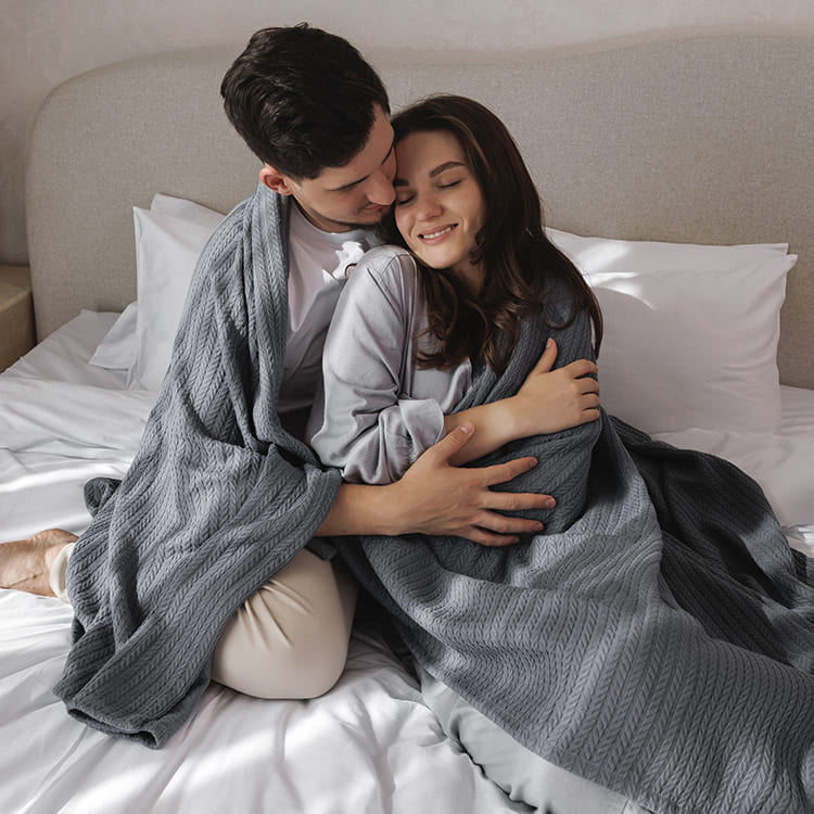 Gray Knit Throw Bed Blanket